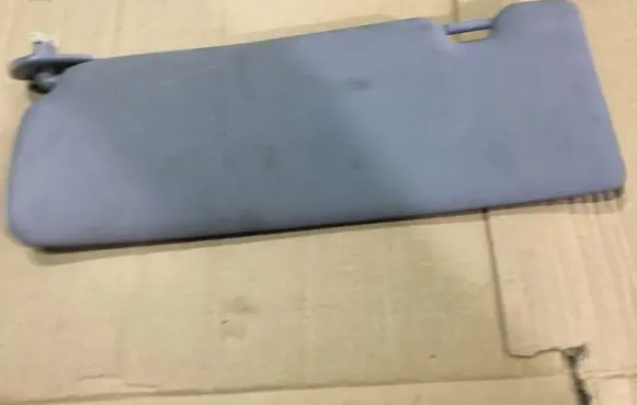 BMW 1 E81 E87 Sun visor 7120560