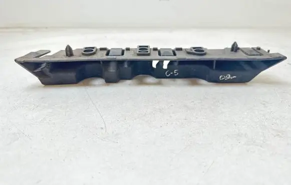 Citroen C5 Front bumper mounting bracket 9681058880