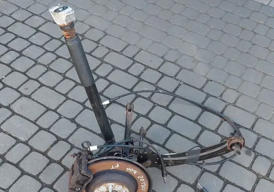 Ford Kuga I Rear wheel hub