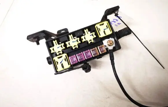 KIA Carnival Fuse box set 0k53a67bx1 ok53a67bx1