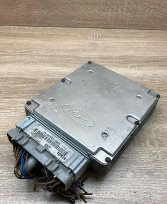 Ford Sierra Engine control unit/module ECU 92BB12A650GA 2BGA WithPlug