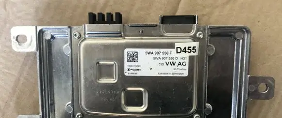 Volkswagen Golf VIII Camera control unit module 5WA907556F 5WA907556D