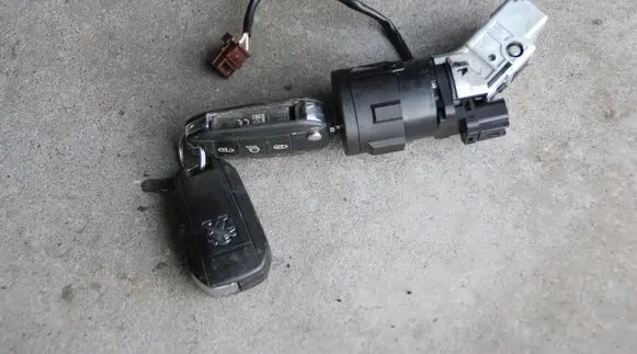 Peugeot 308 Ignition lock