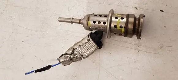 Citroen C4 Grand Picasso AdBlue injector 9801187080