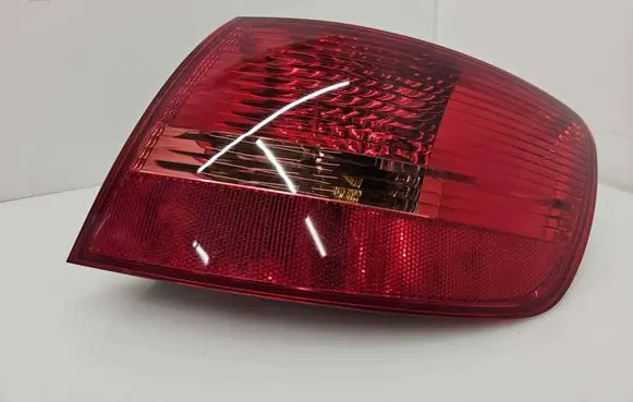Audi A6 S6 C6 4F Rear/tail lights 4F9945096 89037746 2794