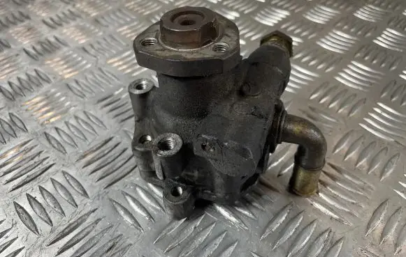 Audi A3 S3 8L Power steering pump
