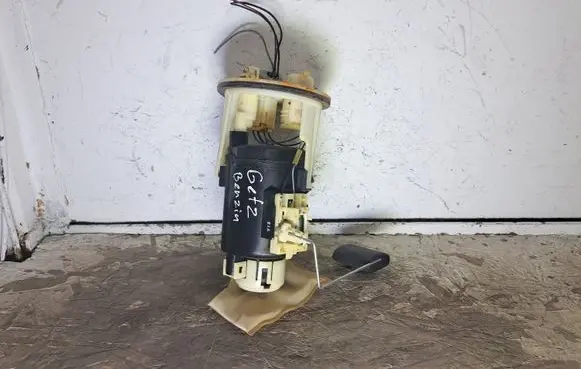 Hyundai Getz Fuel injection high pressure pump 311101C010 083001100