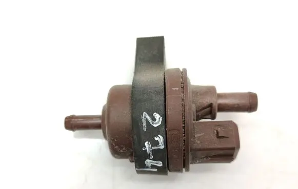 Peugeot 206 Turbo solenoid valve 2580008B