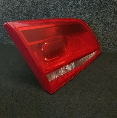 Volkswagen PASSAT B7 Tailgate rear/tail lights 3AE945093D