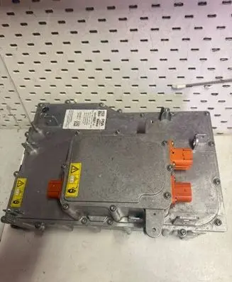Peugeot 208 II Voltage converter inverter 9843998780 9694759780 130439X