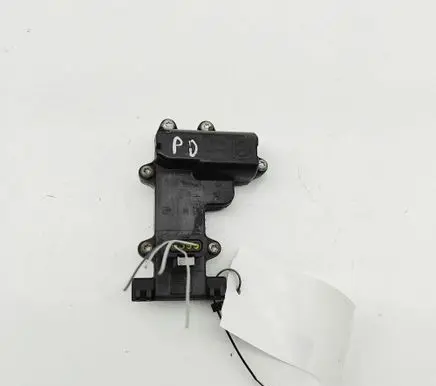 Tesla Model X Door control unit/module 104535400B