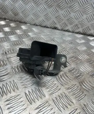 Opel Zafira C Horn signal 13365781