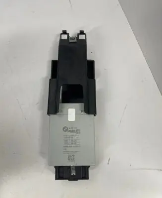 BMW 7 G11 G12 Steering rack control module 6885215