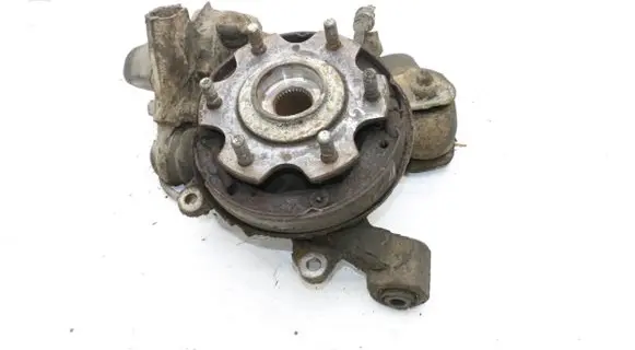 Mitsubishi Pajero Rear wheel hub