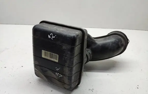 BMW 5 F10 F11 Intake resonator 7810746 8512249 44056