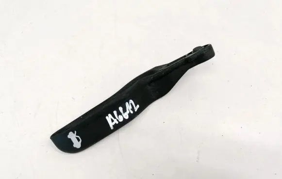 Opel Astra G Engine bonnet (hood) release handle