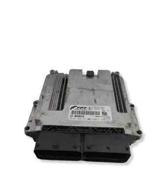 Iveco Daily 6th gen Engine control unit/module 5801919281 10R057789 0281032557