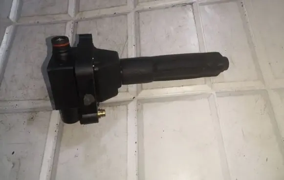 Mercedes-Benz E W210 High voltage ignition coil A0001593642