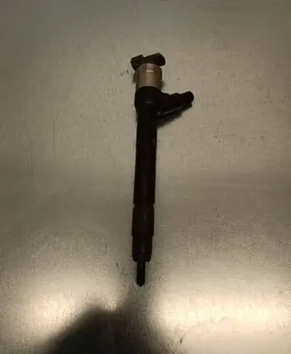 Opel Insignia B Fuel injector 55578075 07U05093
