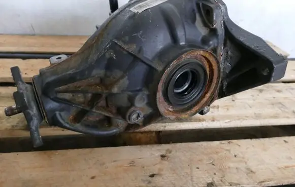Mercedes-Benz E C207 W207 Rear differential 2043502062