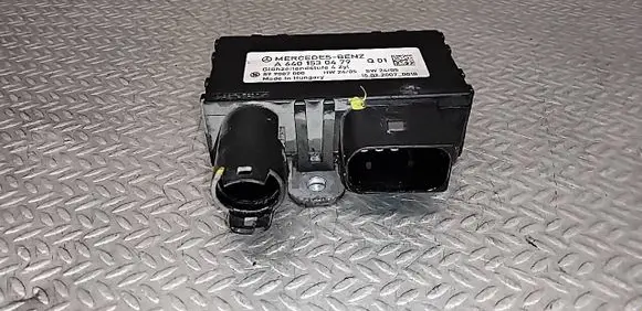 Mercedes-Benz B W245 Glow plug pre-heat relay A6401530479 899087000