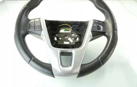 Volvo V40 Steering wheel