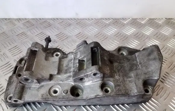 Generator/alternator bracket