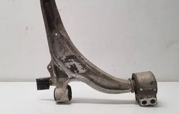 Opel Zafira C Front lower control arm/wishbone 13371815