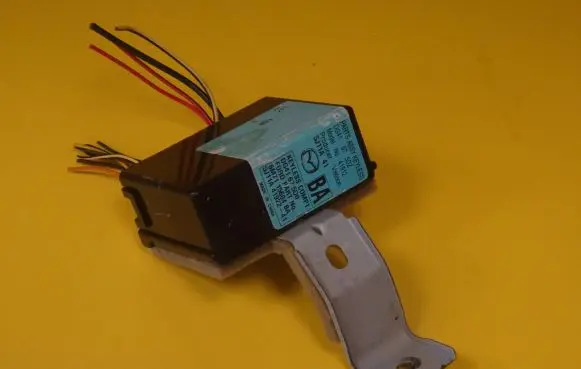 Mazda 2 Immobilizer control unit/module DG41675DZ