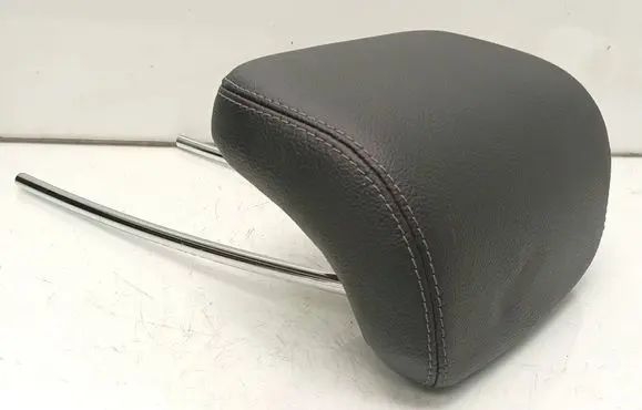 Mercedes-Benz ML W164 Rear seat headrest 