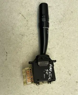 Subaru Forester SF Indicator stalk 17A0894