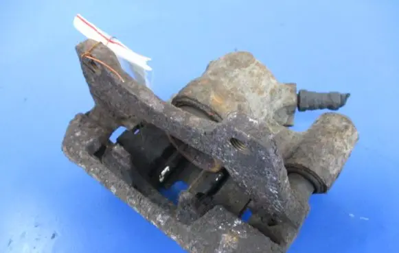 Fiat 500 Cinquecento Front brake caliper