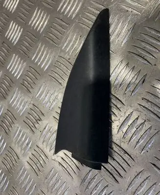 Other rear door trim element