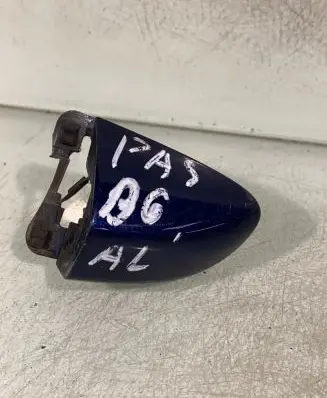 Volkswagen PASSAT B6 Rear door handle cover 