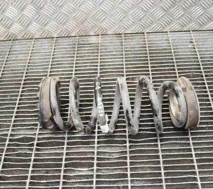 Jaguar E-Pace Rear coil spring J9C35B749EA