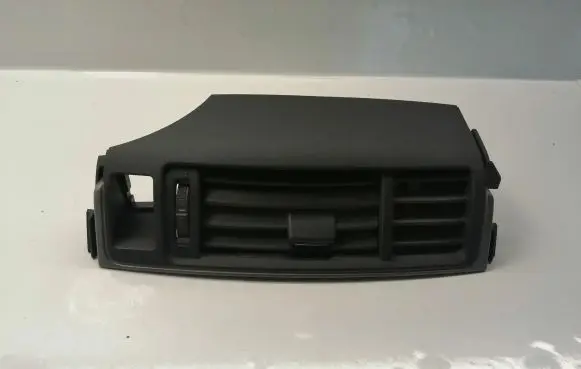 Toyota Verso Dash center air vent grill 556700F030B0 556700F030