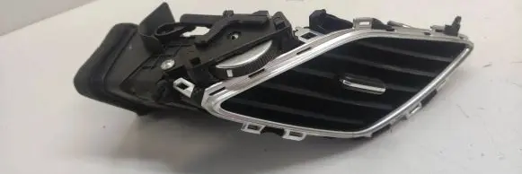 Hyundai i40 Dash center air vent grill 974203Z000
