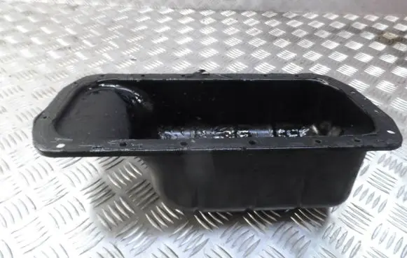 Oil sump