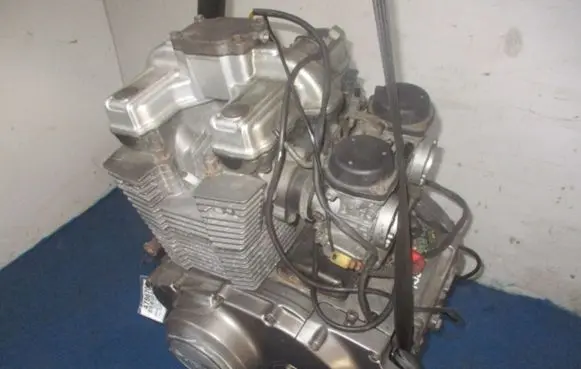 Suzuki Grand Vitara I Engine