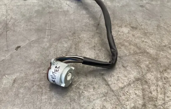 Subaru Forester SF Ignition lock 9107nf