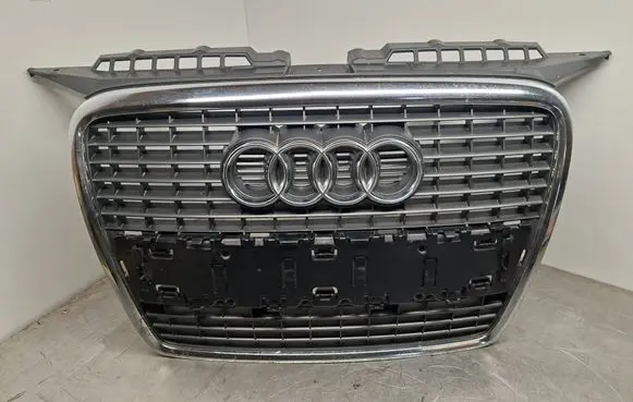 Audi A3 S3 8P Front bumper upper radiator grill 8P4853651A