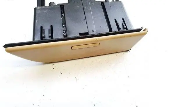 Car ashtray