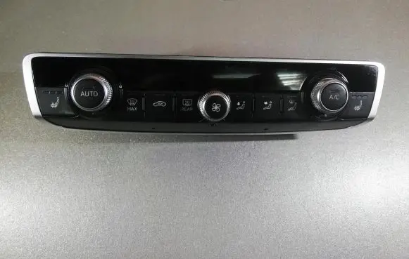 Audi A3 S3 8V Climate control unit 8V0820043BC