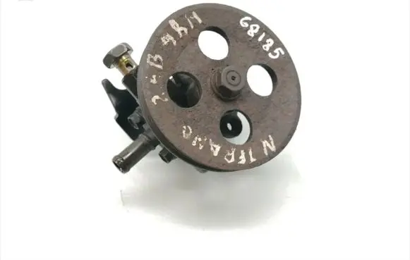 Nissan Terrano Power steering pump