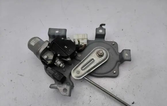 Honda Accord Tailgate/trunk/boot lift motor 0806060305