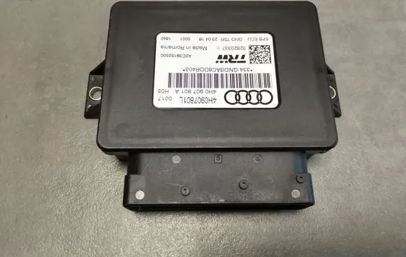 Audi A8 S8 D4 4H Hand brake control module 4H0907801L 4H0907801A