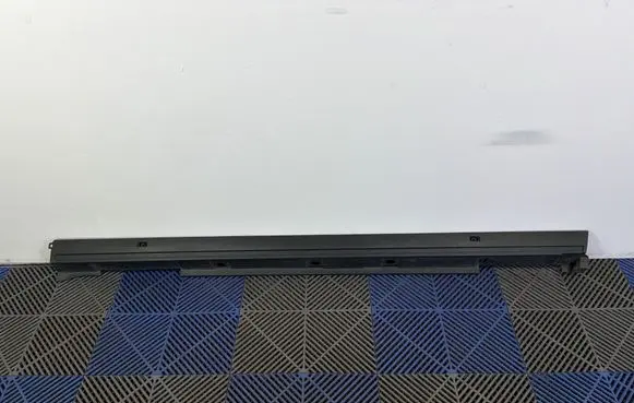 Lexus UX Sill 7585076030