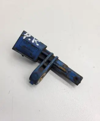 Volkswagen Touareg I ABS brake wheel speed sensor 7L0927807A
