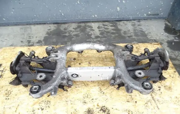 BMW 5 GT F07 Rear axle beam 6799103