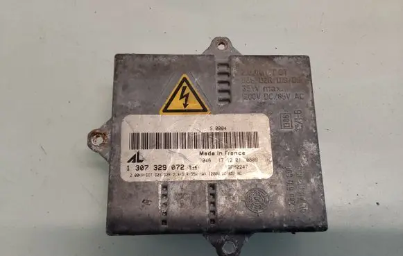 Mercedes-Benz C W203 Headlight ballast module Xenon 1307329072